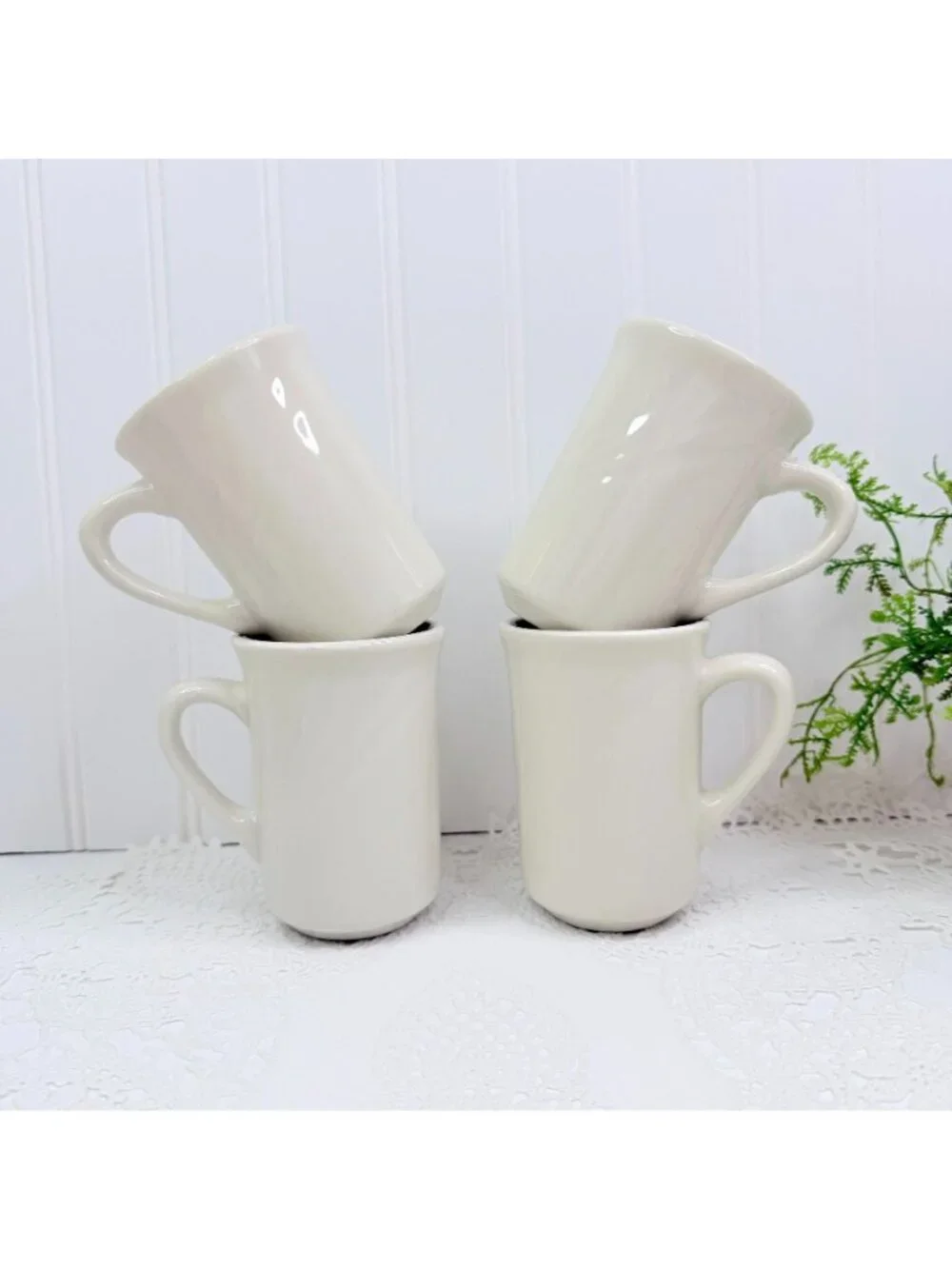 Set of 4 Tuxton Bistro Ceramic Coffee Mugs 9 oz Eggshell Restaurant Diner Cup